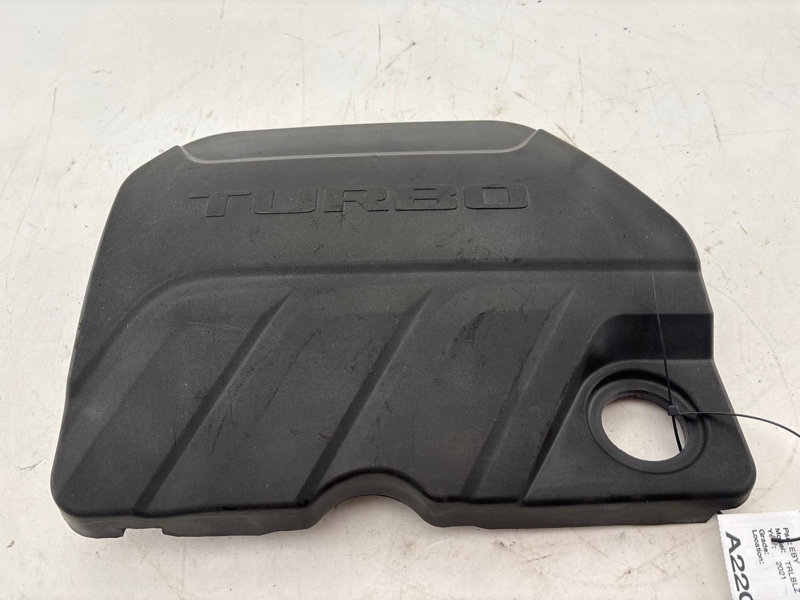 2021-2025 Chevrolet Trailblazer 1.2L Engine Motor Cover OEM