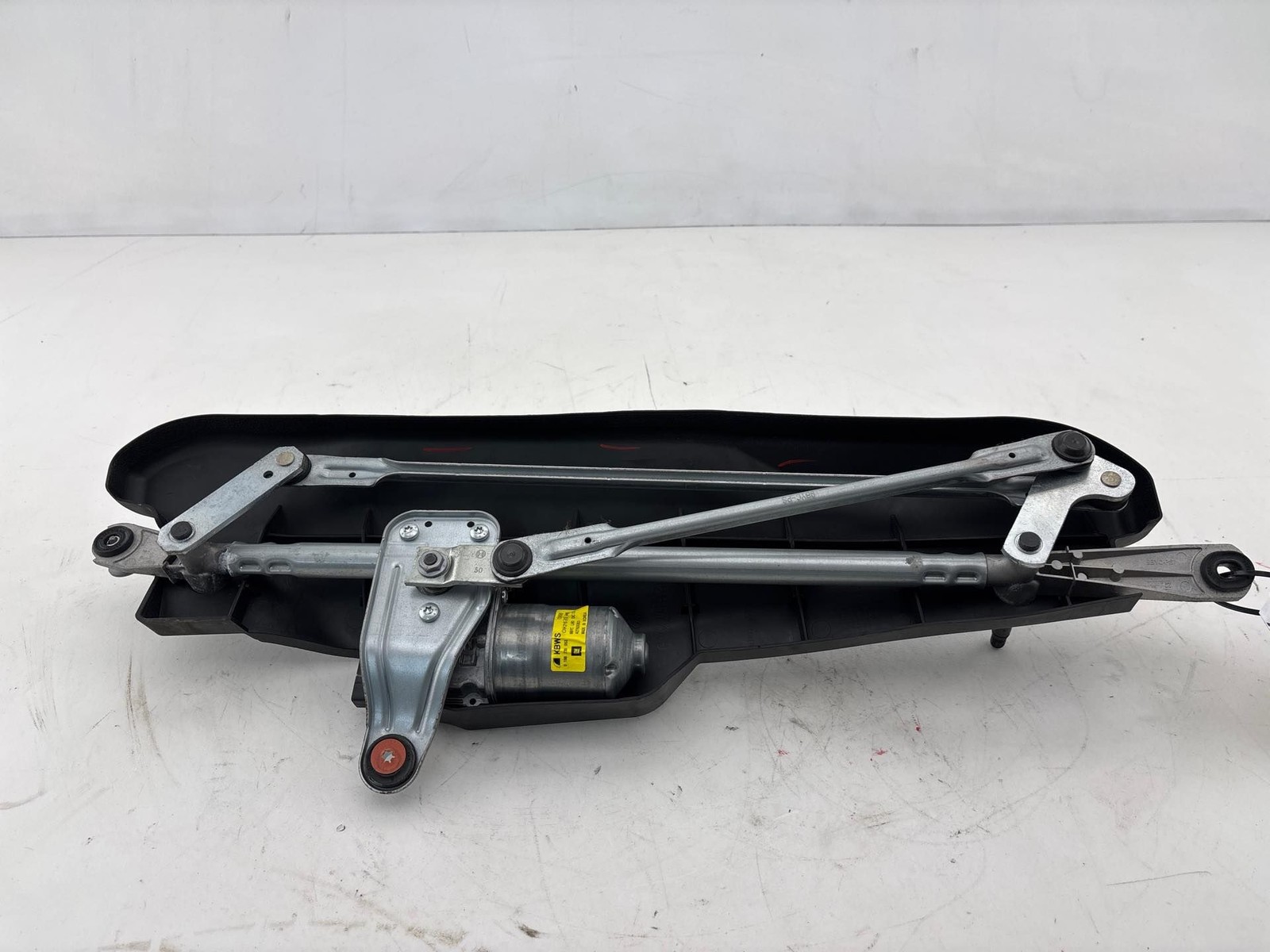 2021-2025 Chevrolet Trailblazer Front Windshield Wiper Linkage & Motor OEM