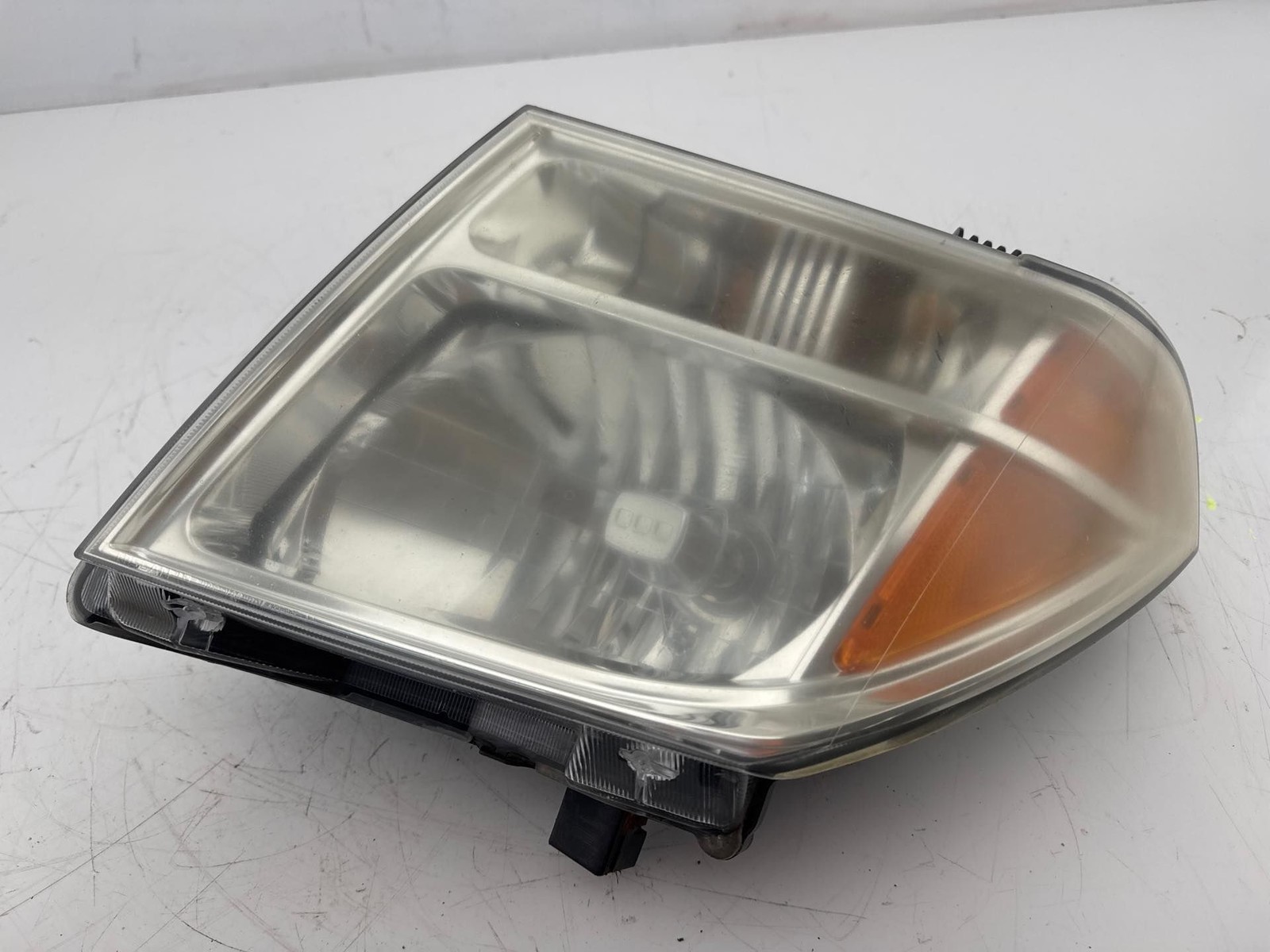 2005 - 2007 Nissan Pathfinder Front Left Side Headlight Light Halogen Lamp OEM