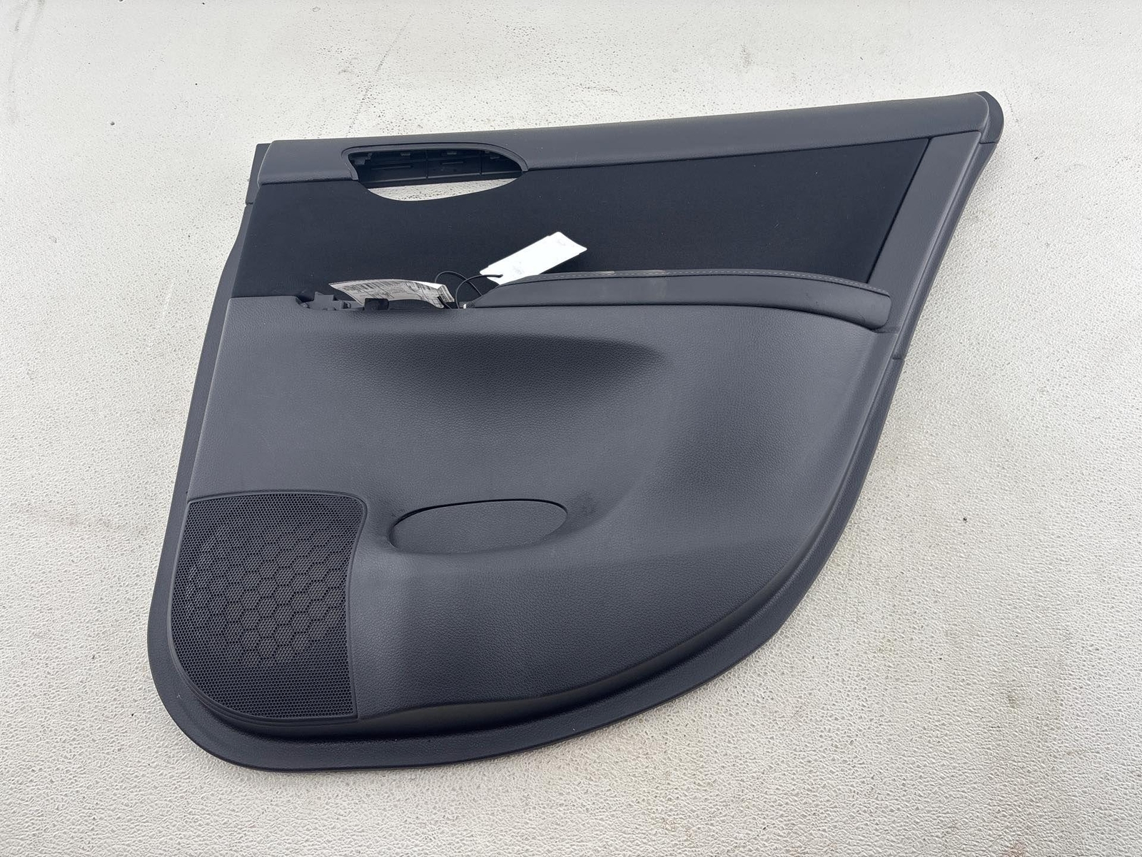 2016-2019 Nissan Sentra Rear Right Door Panel Trim Cover Oem