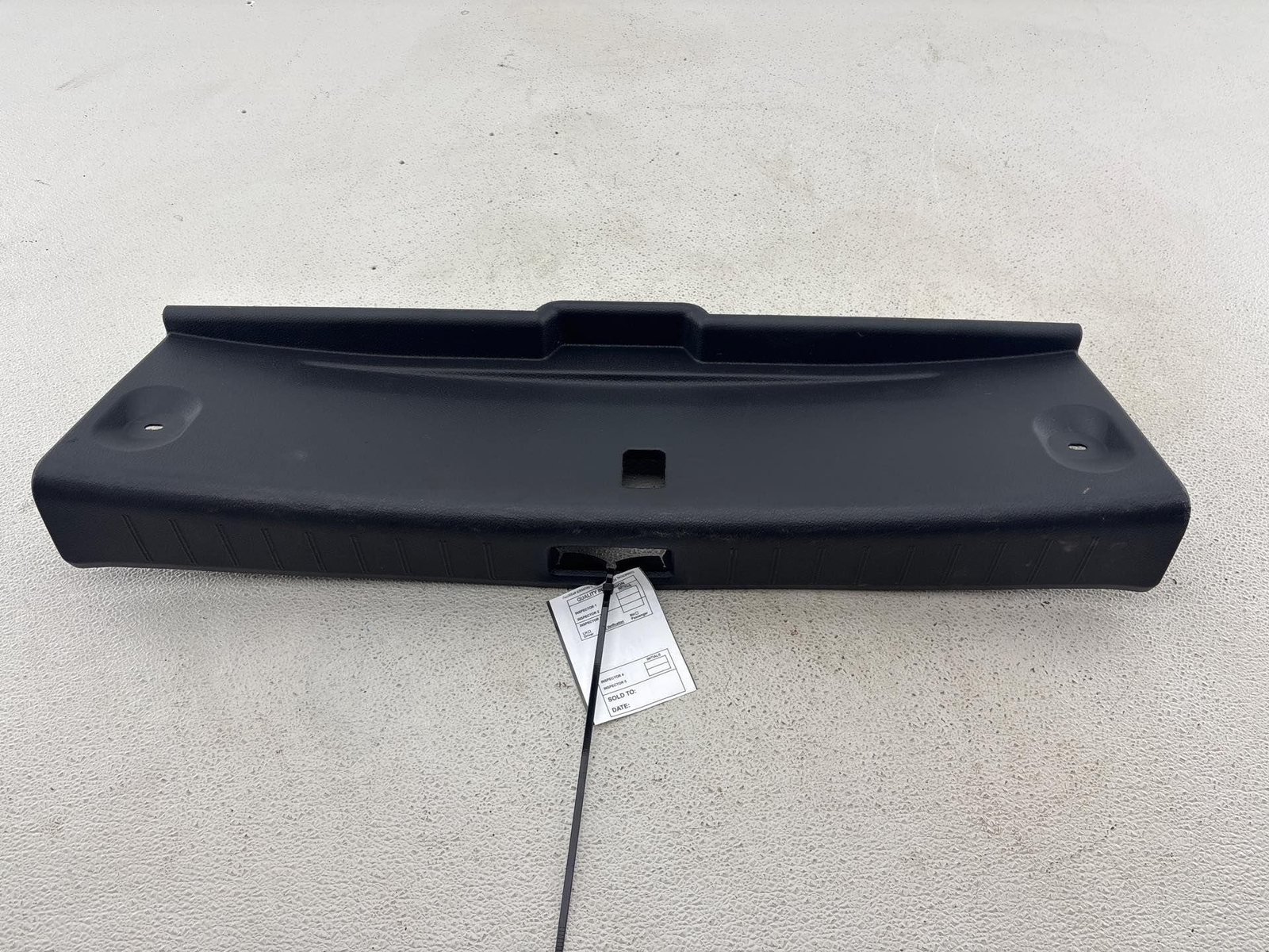 2013-2019 Nissan Sentra Rear Trunk Tailgate Sill Scuff Trim Panel Plate Oem