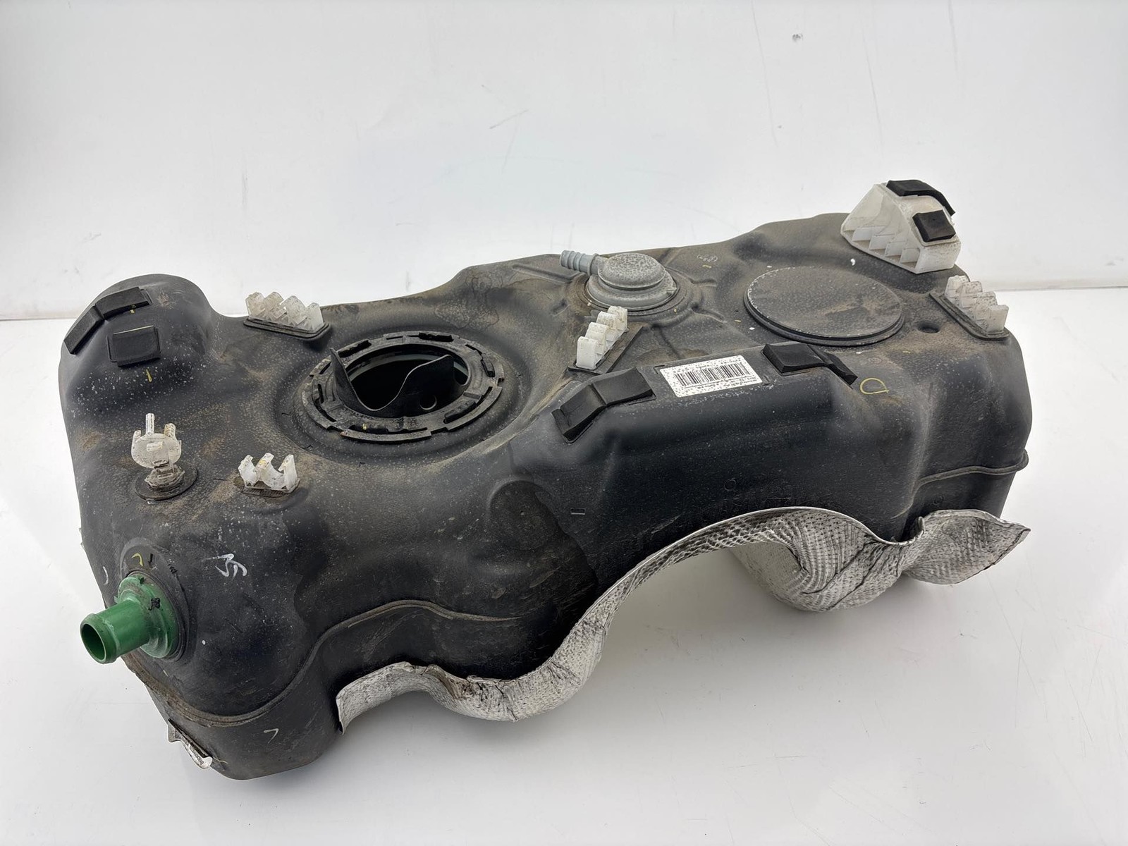 2021-2025 Chevrolet Trailblazer AWD 1.3L Fuel Gas Tank Reservoir OEM