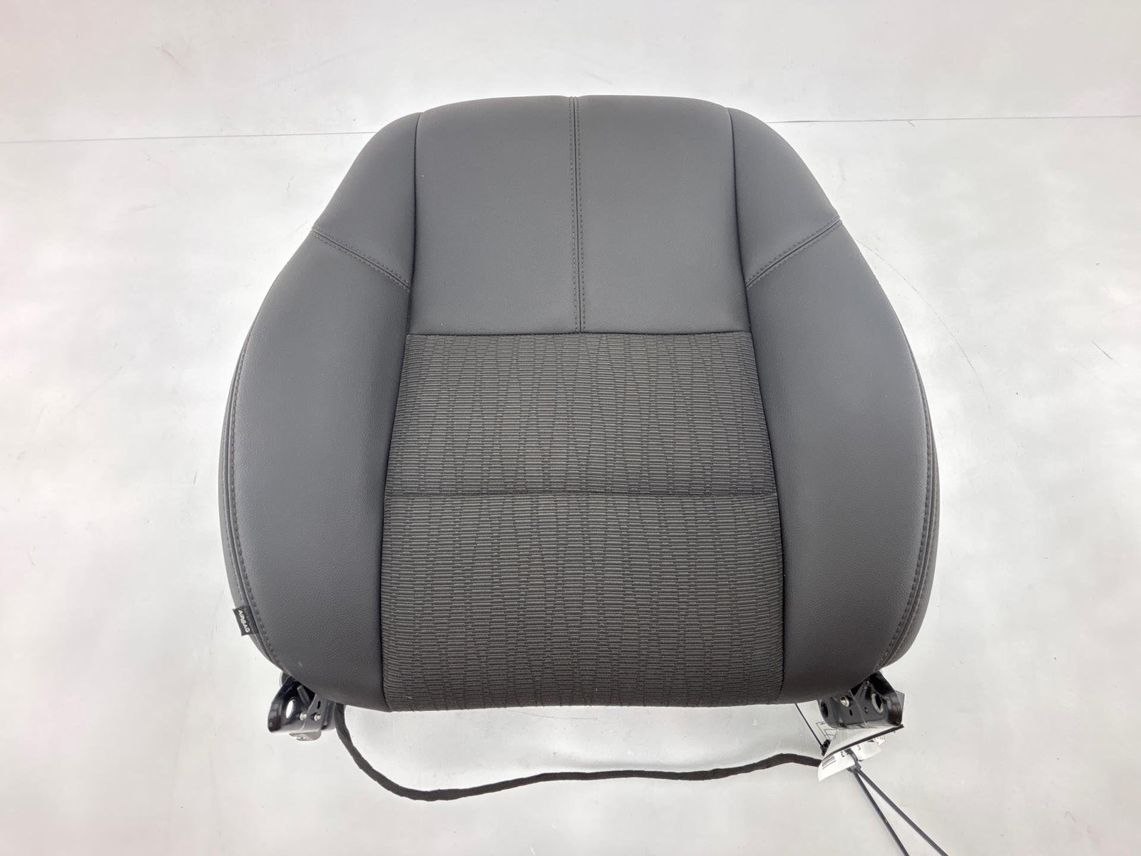 2014 - 2015 Chevrolet Impala Front Right Side Passenger Seat Upper Cushion Oem