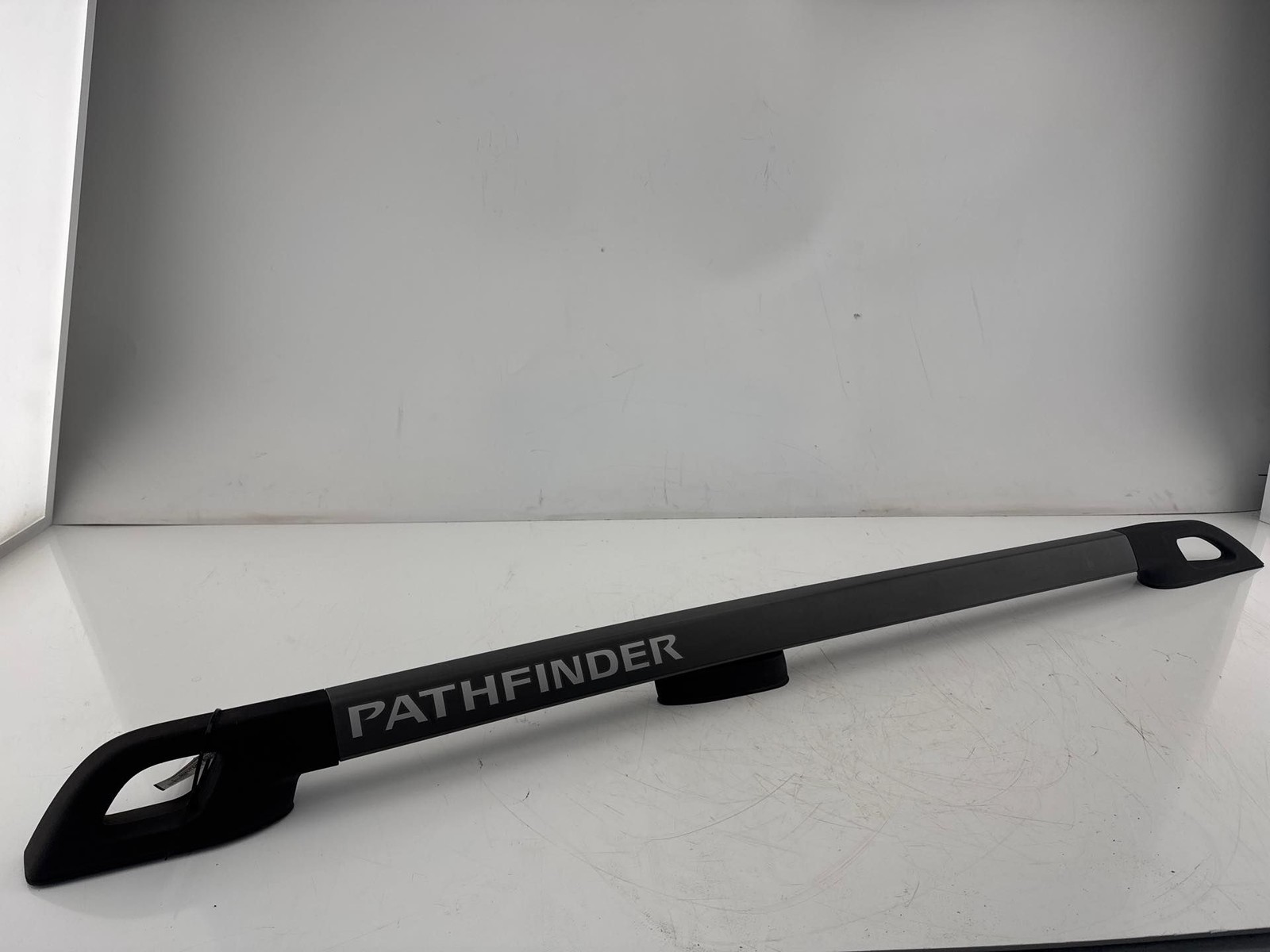 2005 - 2008 Nissan Pathfinder Right Side Roof Rail Luggage Carrier Rack OEM