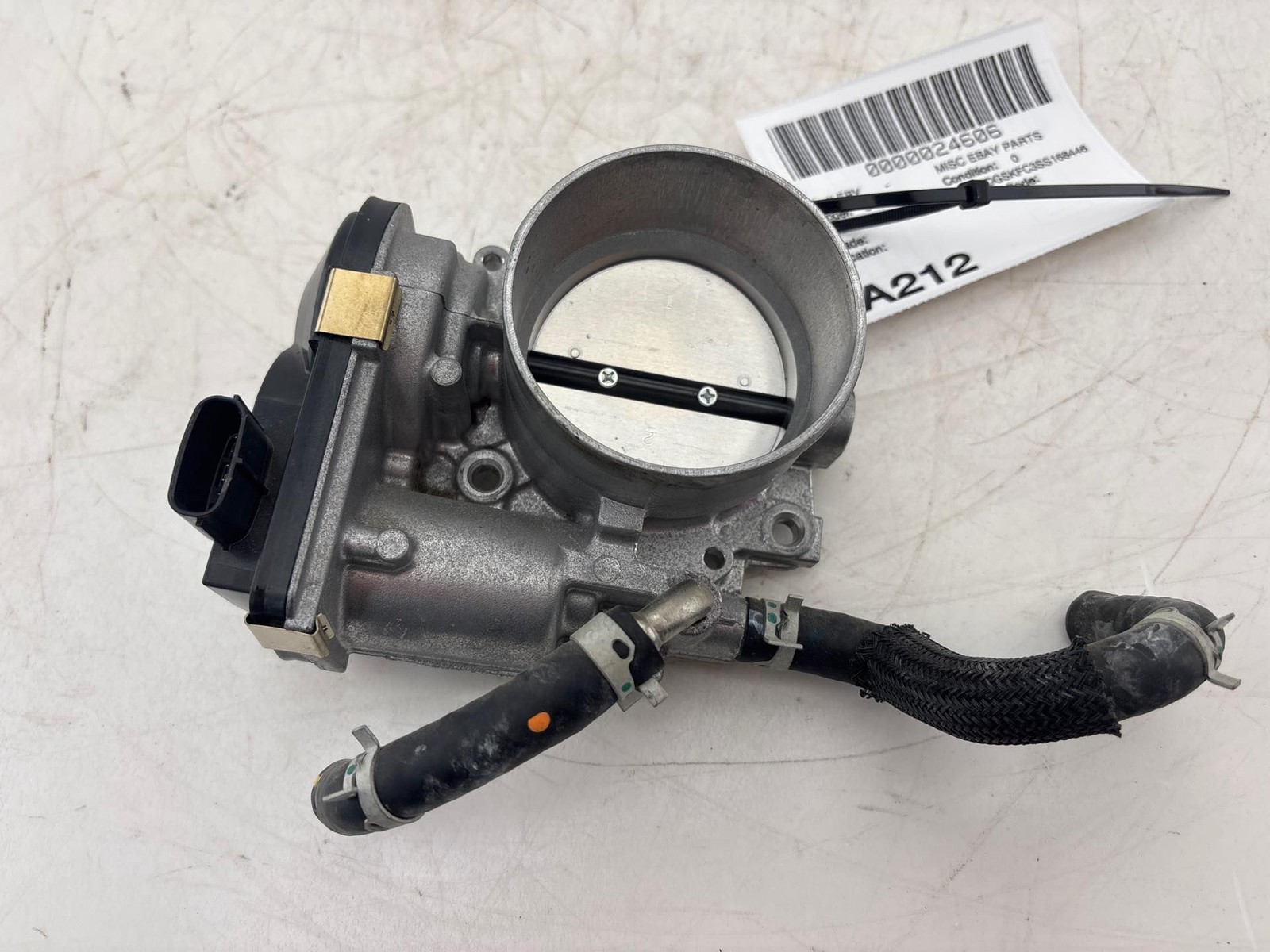 21-25 Toyota Sienna 2.5L Throttle Body Valve Module OEM 22030F0020
