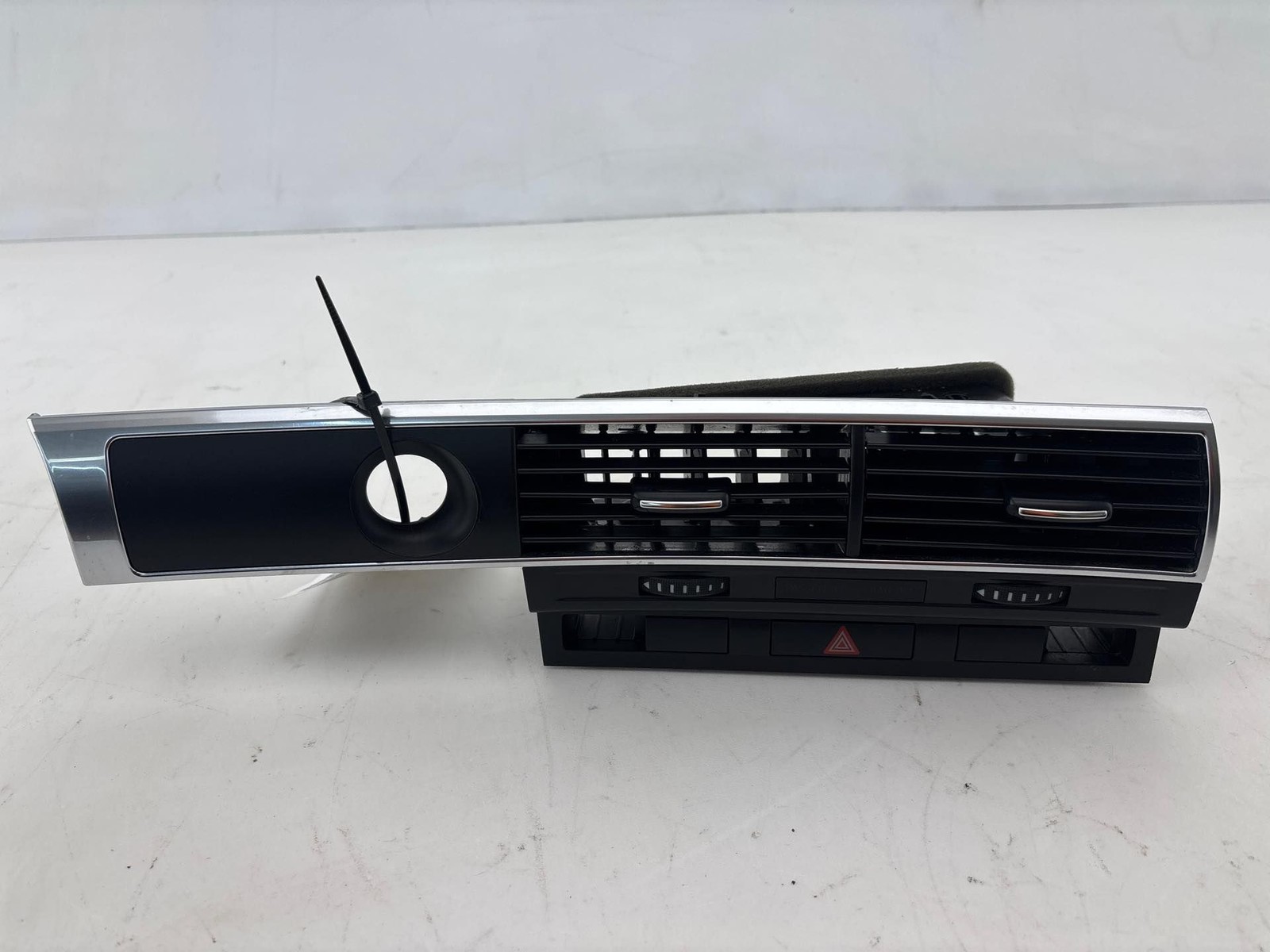 2006-2011 Audi A6 S6 Center Dash Outer Air Vent Grill OEM 4F1820951D