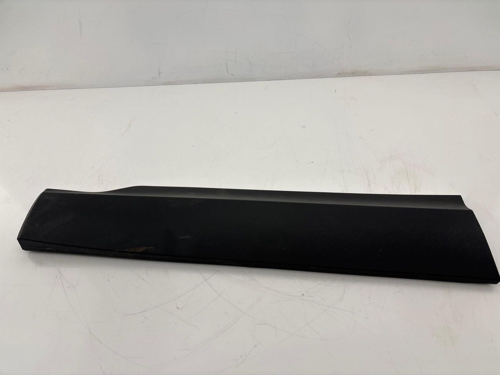 2021-2025 Chevrolet Trailblazer Front Left Lower Door Moulding OEM 42810508
