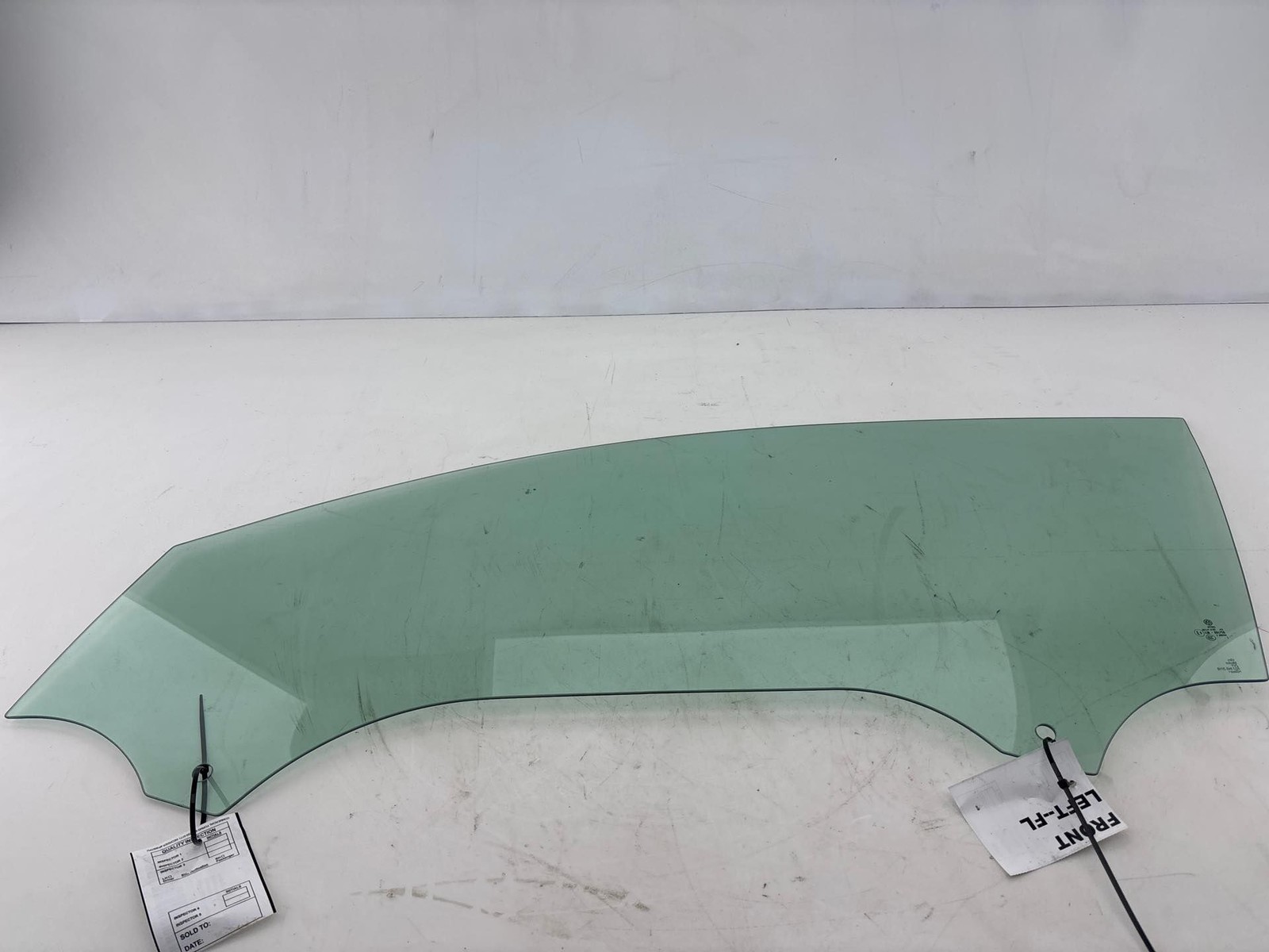 2015-2017 Volkswagen Golf GTI Front Left Driver Side Door Window Glass OEM