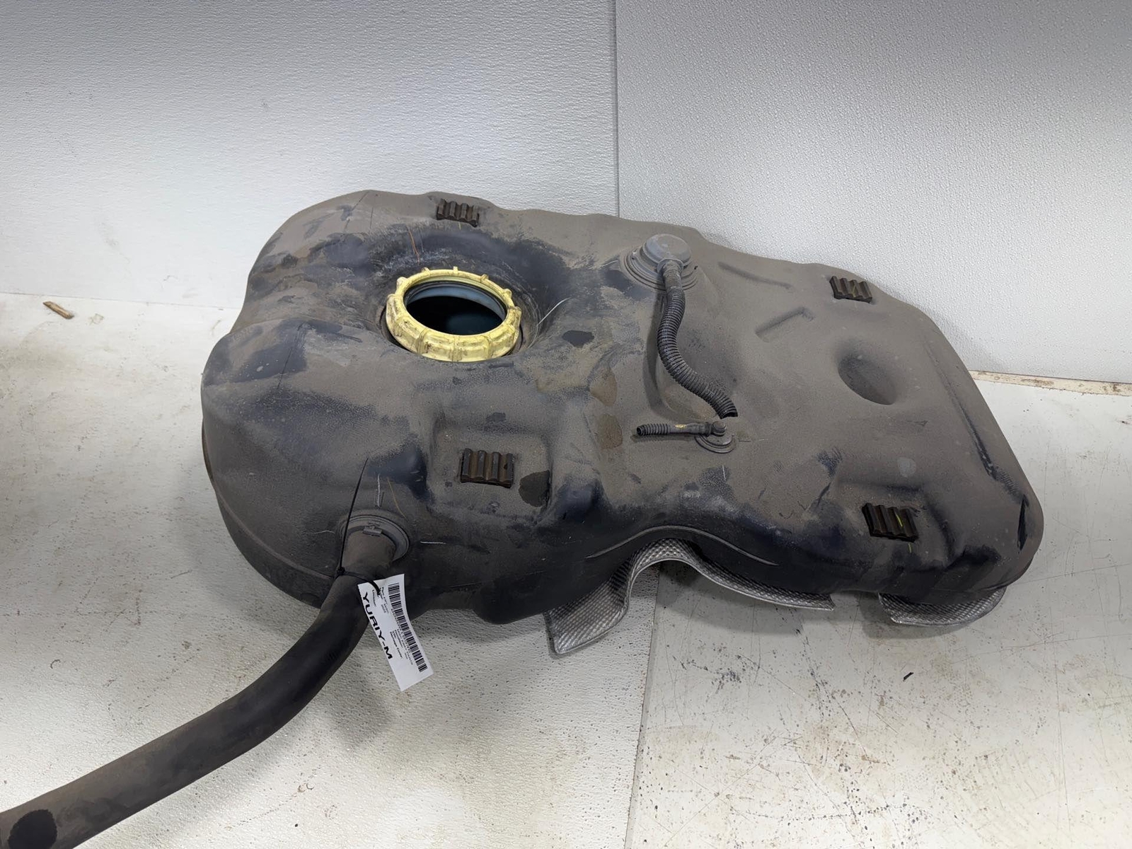2020 - 2022 Honda Pilot Fuel Gas Tank Reservoir Storage Bottle Oem