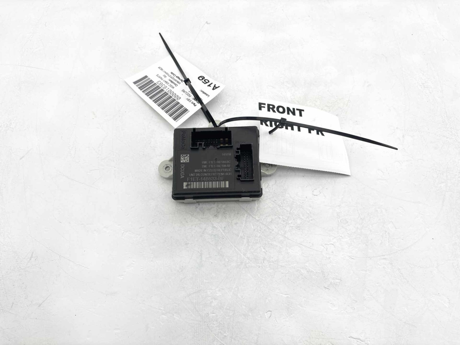 2016-2018 Ford Focus Front Passengers RH Door Module F1ET14B533BF OEM