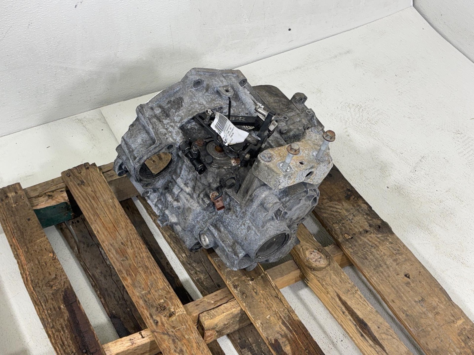15-18 Volkswagen Golf Gti 2.0L Manuatransmission Assembly 6 Speed Mq350