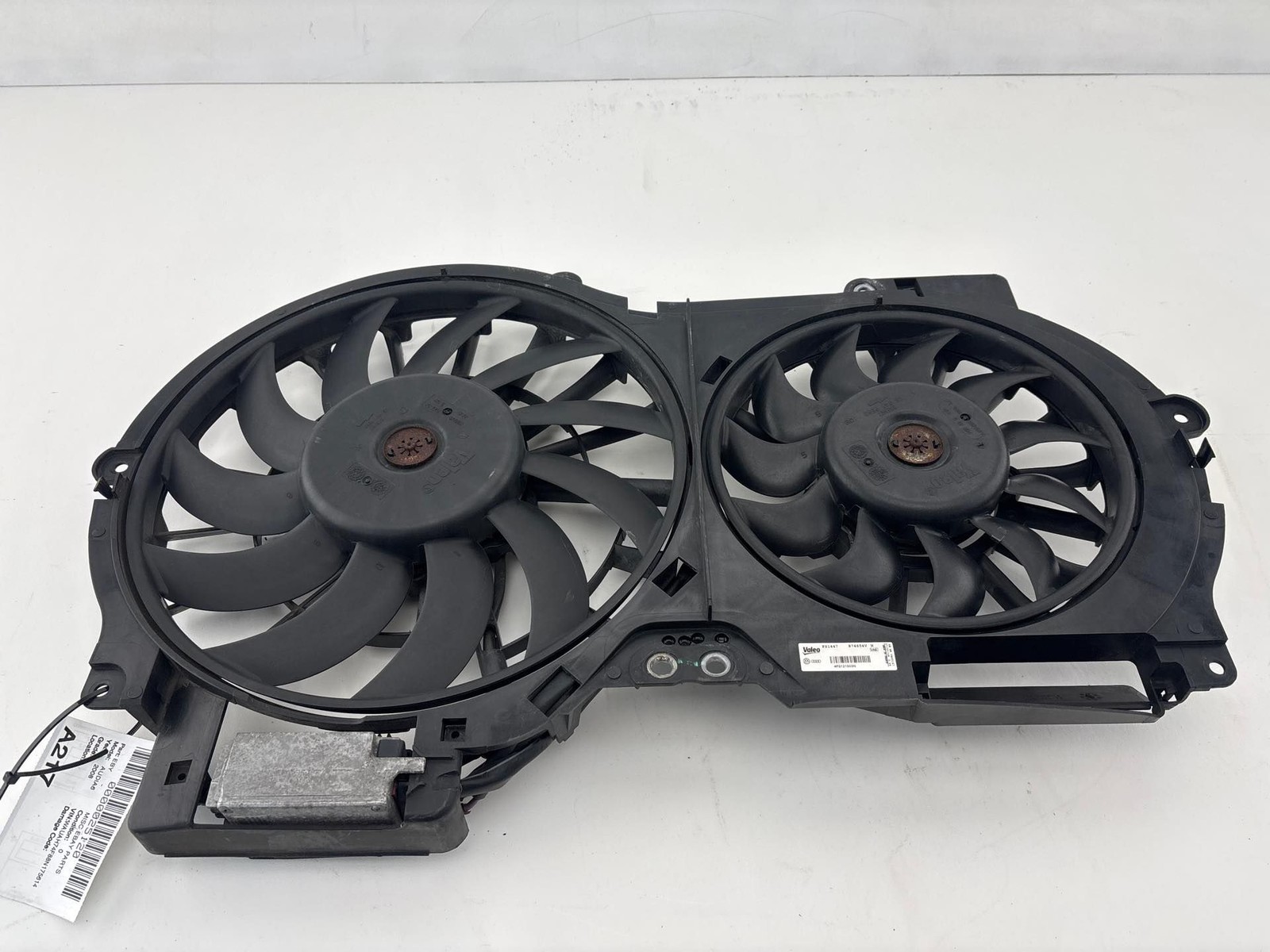 2005-2011 Audi A6 3.2L Radiator Cooling Fan Assembly OEM 4F0121003N