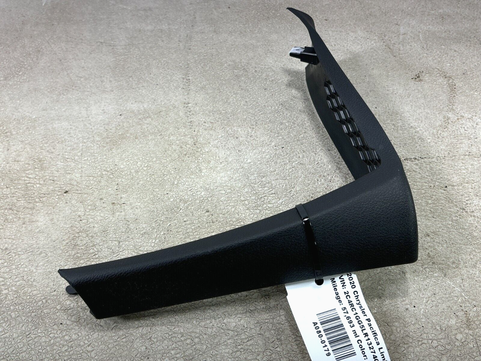 2017-2024 Chrysler Pacifica Front Left A Pillar Trim Oem 5Rv25Trmac Black