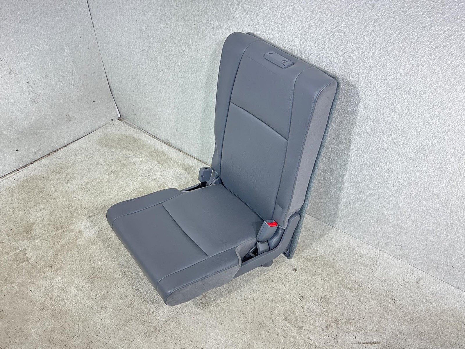 2006-2008 Honda Pilot 3Rd Row Passenger Side Leather Seat Oem