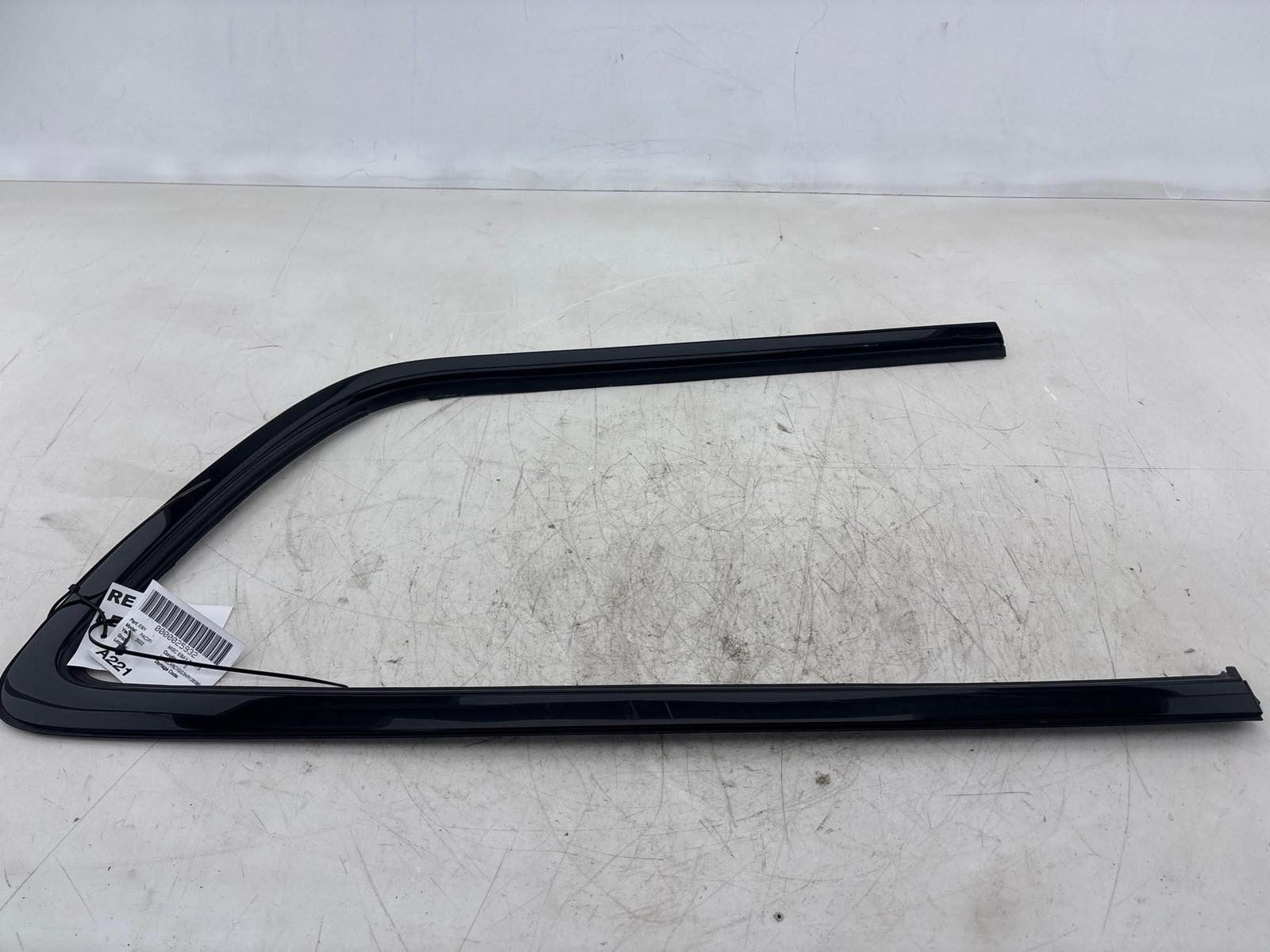 2017 - 2024 Chrysler Pacifica Rear Left Side Quarter Window Molding OEM