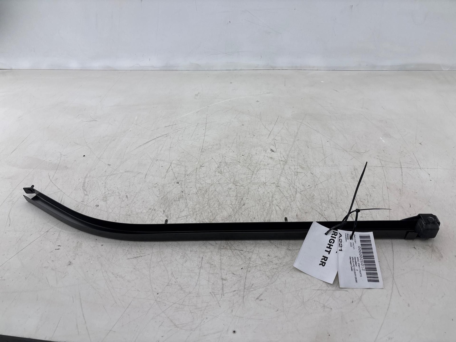 2017-2025 Chrysler Pacifica Rear Right Sliding Door Upper Roller Track Rail OEM