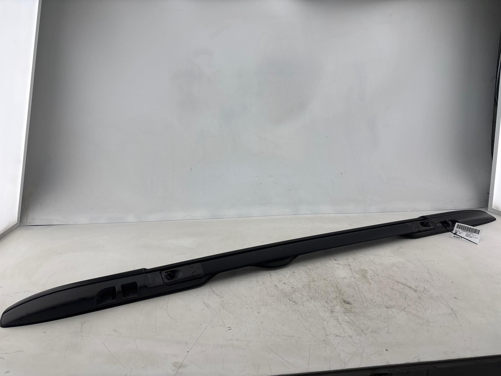 2017 - 2025 Chrysler Pacifica Roof Left Side Rail Rack Luggage Carrier OEM