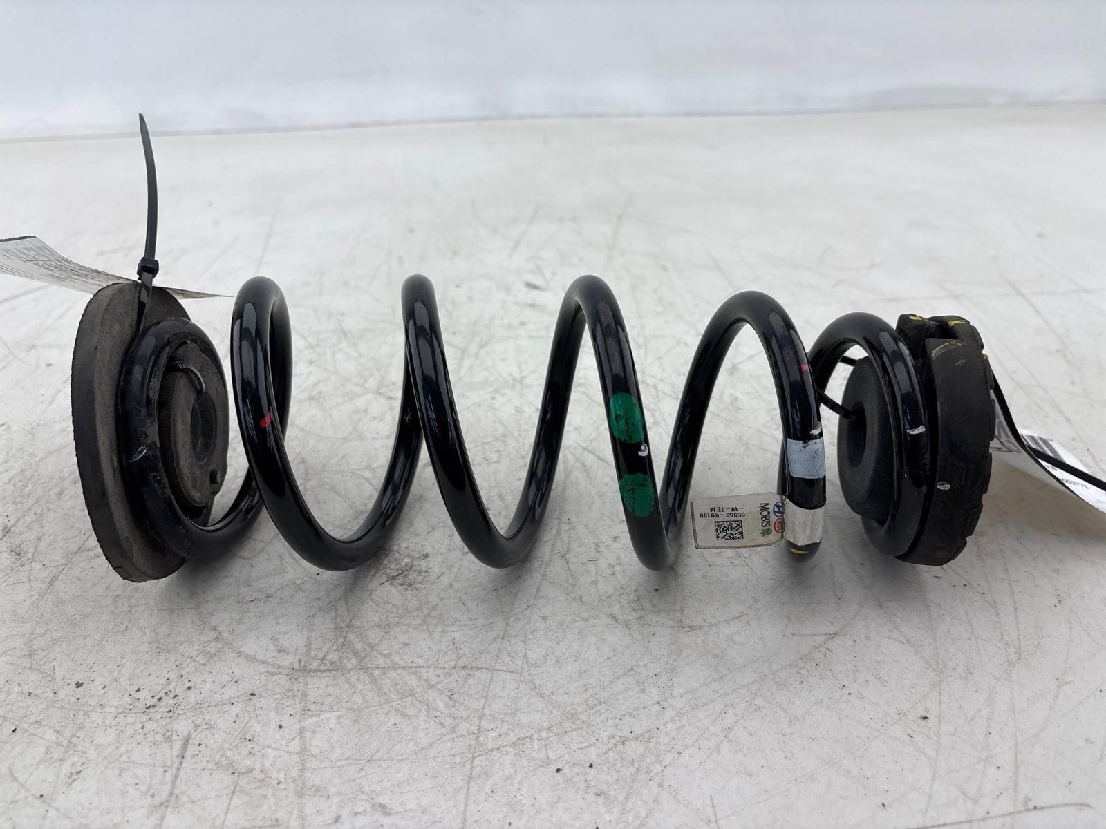 2019-2021 Hyundai Veloster N Rear Left Coil Spring OEM 55350-K9100