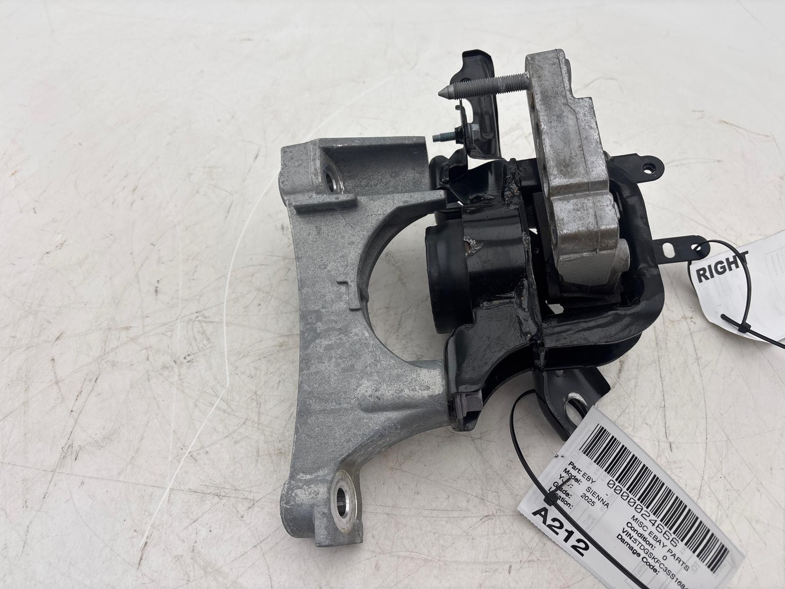 21-25 TOYOTA SIENNA 2.5L Front Right Engine Frame Mount OEM