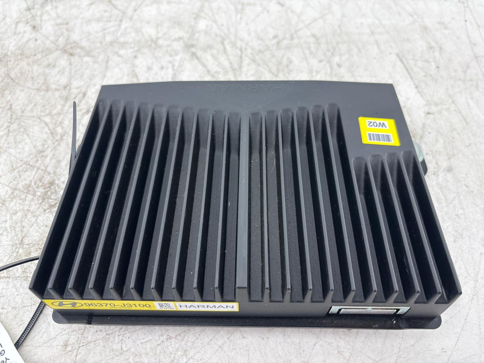 2019-2021 Hyundai Veloster Radio Amp Amplifier Assembly OEM 96370-J3100