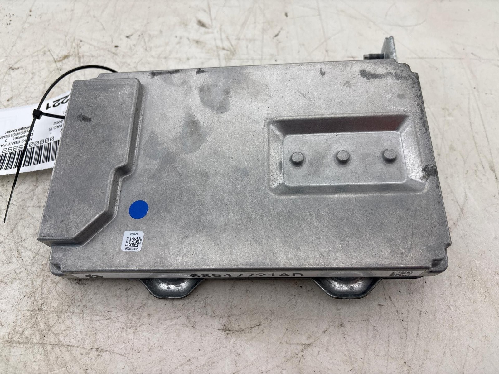 2021 - 2025 Chrysler Pacifica Audio Radio Amplifier Control Module OEM