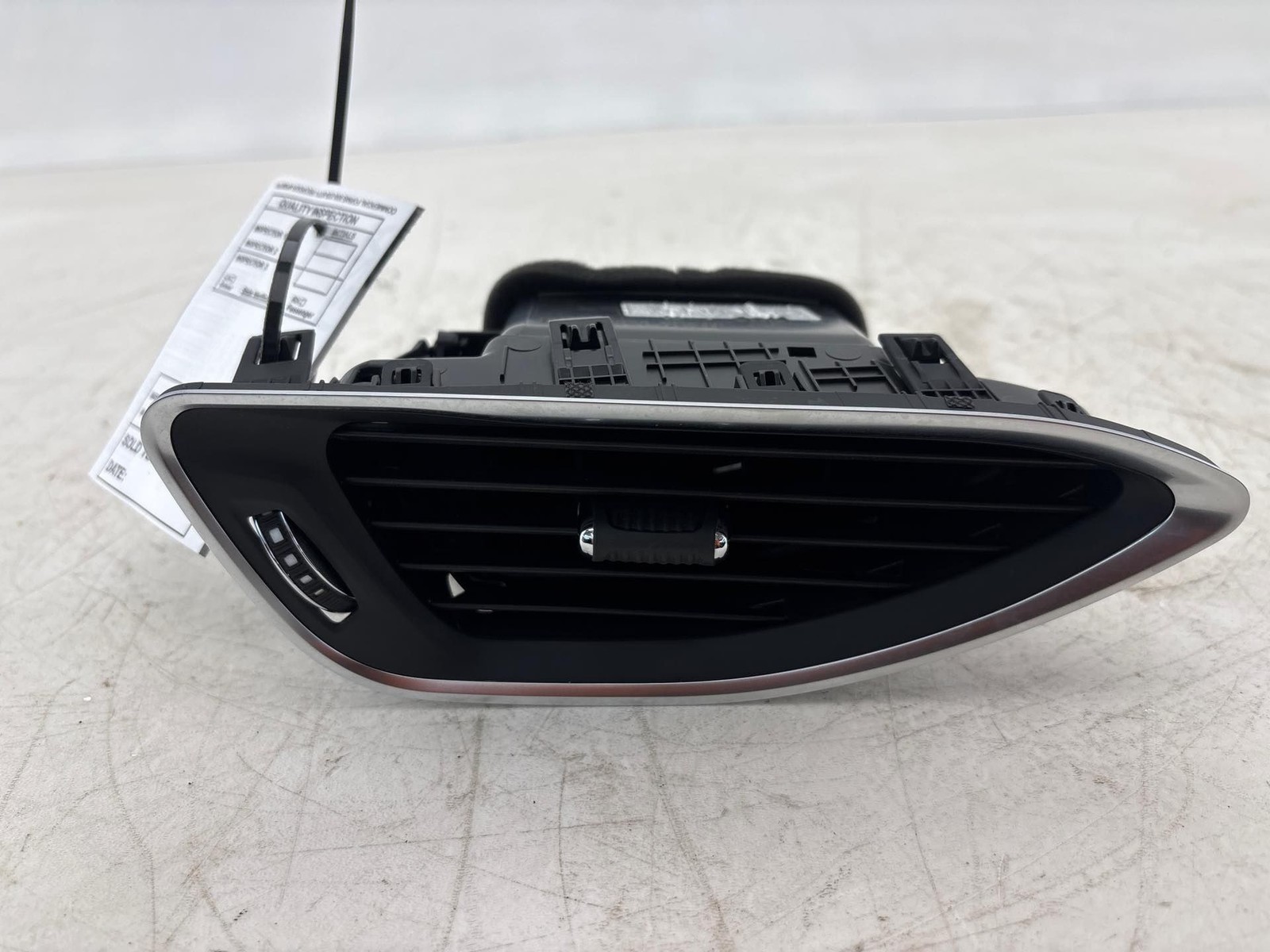 2017 - 2025 Chrysler Pacifica Dash Right A/C Heater Outlet Vent OEM 6EC041X9AC