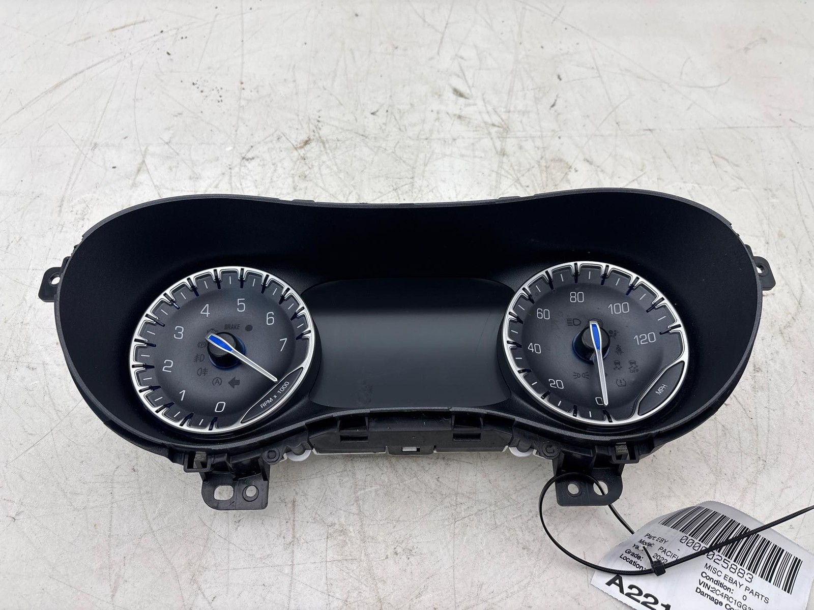 2022 Chrysler Pacifica Speedometer Instrument Panel Cluster Gauge OEM