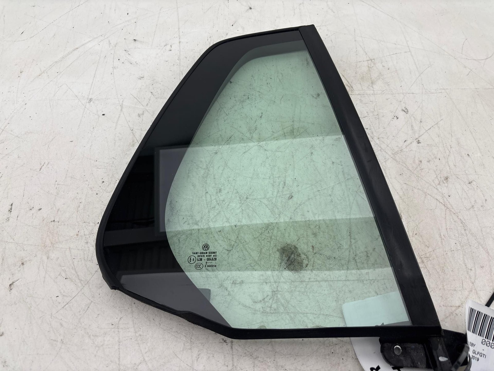 2018-2021 Volkswagen Golf GTI Rear Right Door Vent Window Glass OEM