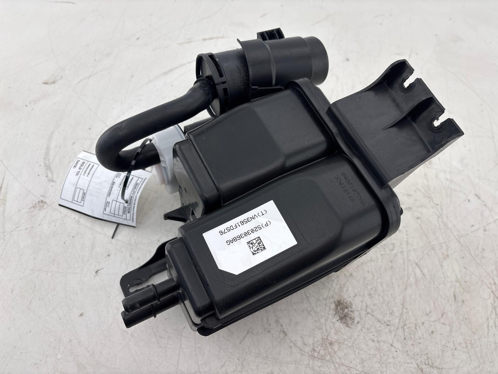 2017 - 2024 Chrysler Pacifica 3.6L Fuel Vapor Evaporator Charcoal Canister OEM