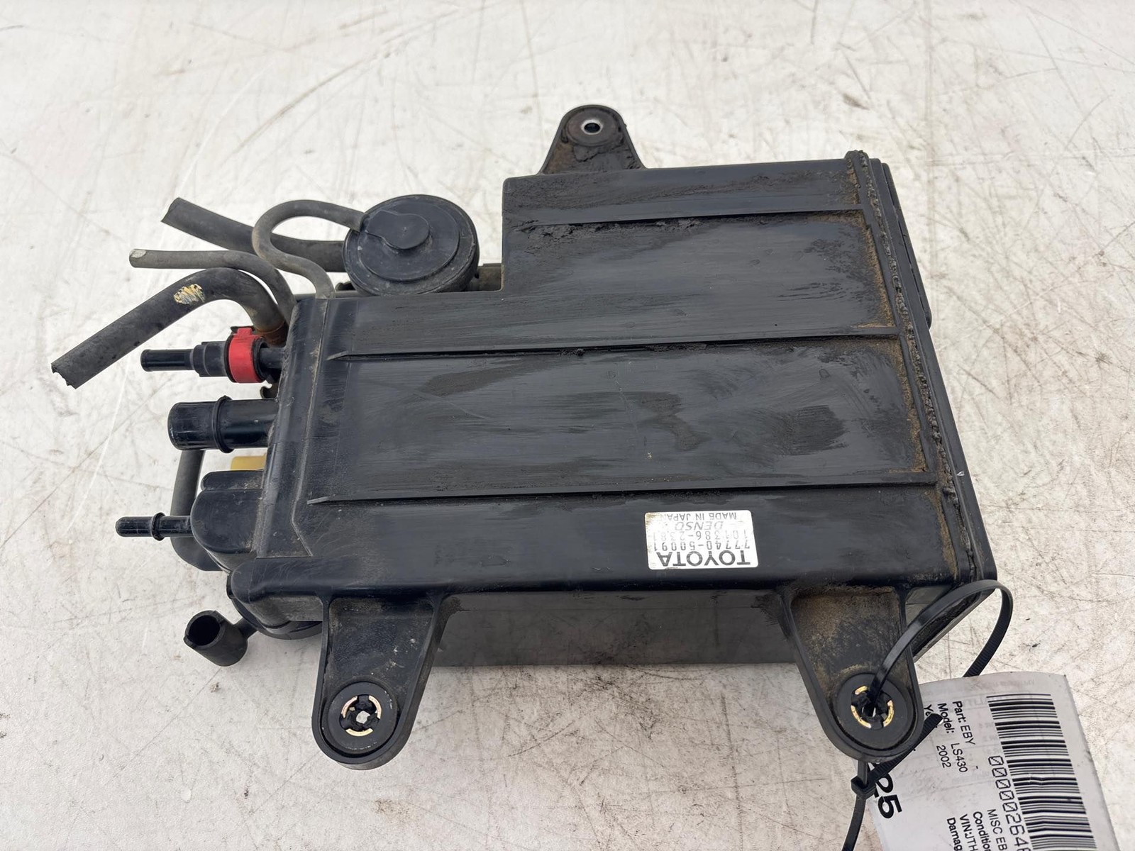 2001-2005 Lexus LS430 4.3L Fuel Vapor Evaporator Charcoal Canister OEM
