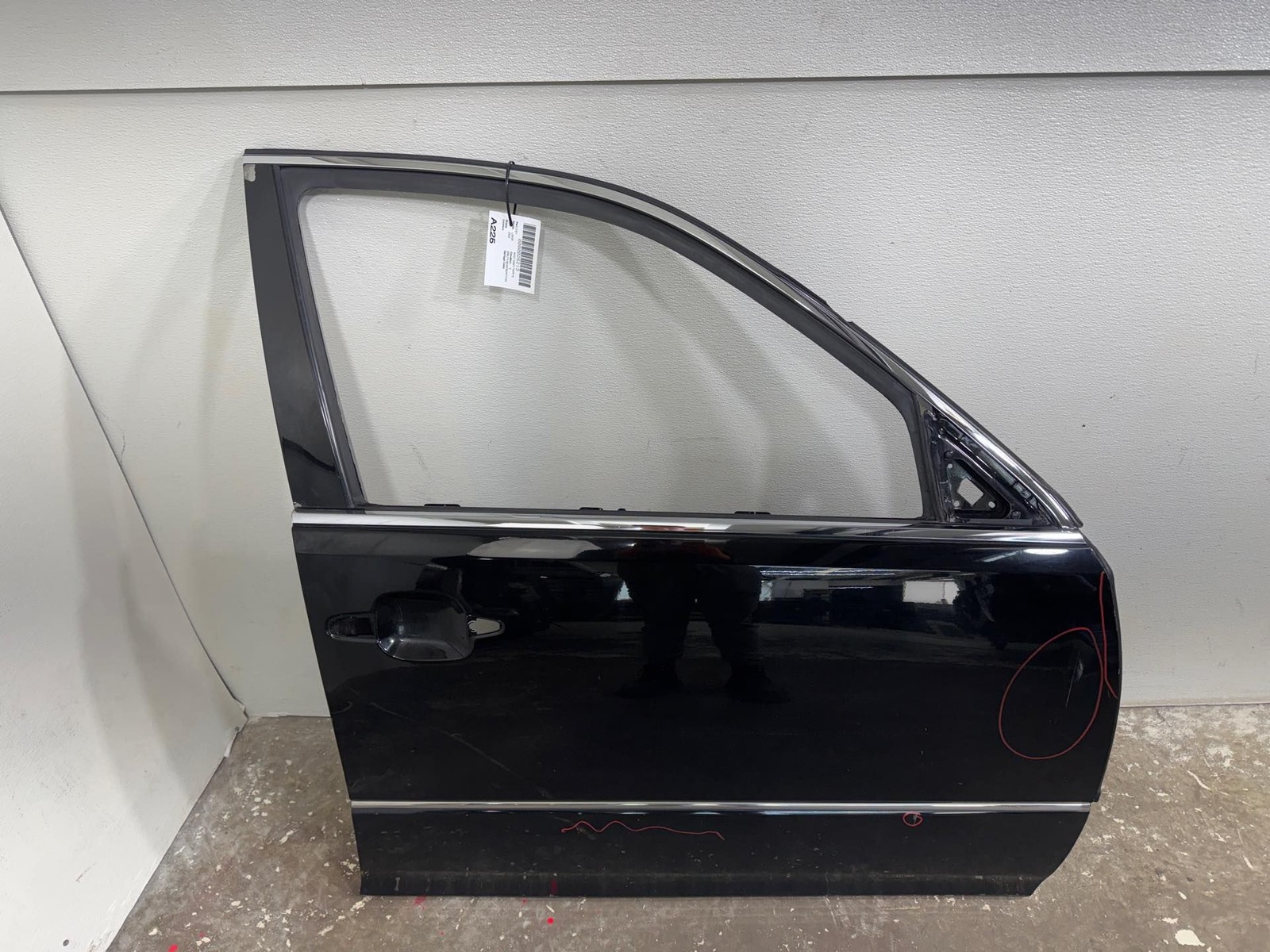 2001-2006 Lexus LS430 Front Right Passenger Side Door Shell OEM