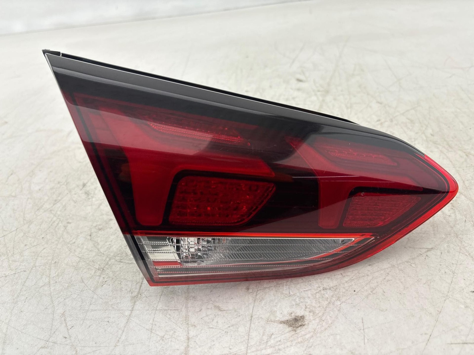 2019-2021 Hyundai Veloster N Rear Left Tail Light Lamp Assembly OEM