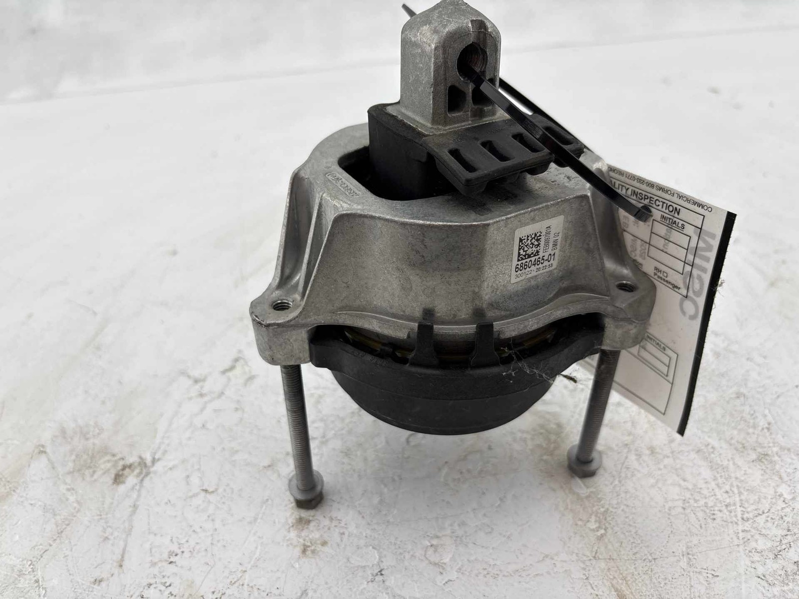 2020-2025 BMW M340i 3.0L Engine Front Motor Mount OEM 22116860466 6860466