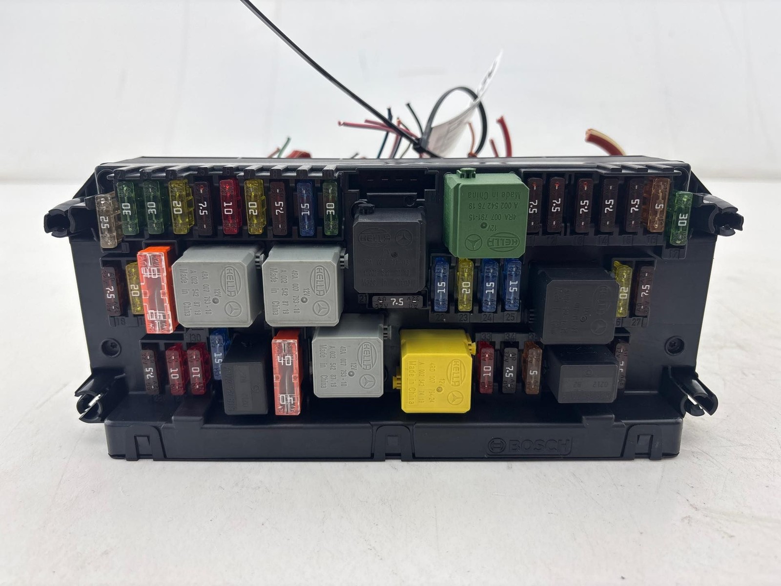 2010-2012 Mercedes-Benz E350 Front SAM Relay Fuse Box OEM 2129004911