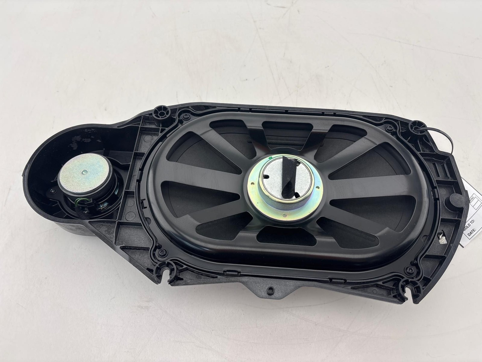 2010-2012 Mercedes E350 Subwoofer Sub Woofer Speaker OEM 2128202302