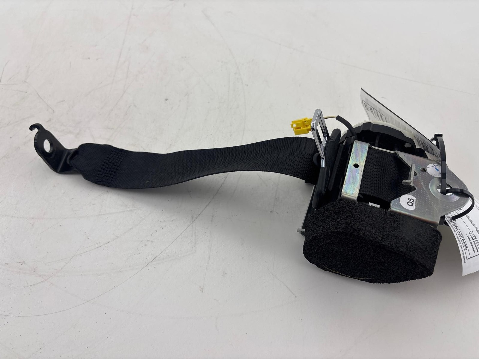 2010-2016 Mercedes-Benz W212 E350 Rear Right Seat Belt Retractor OEM