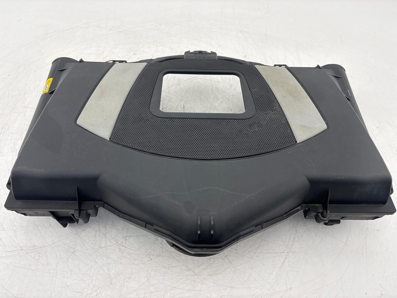 2006-2012 Mercedes W212 E350 Air Intake Cleaner Box OEM