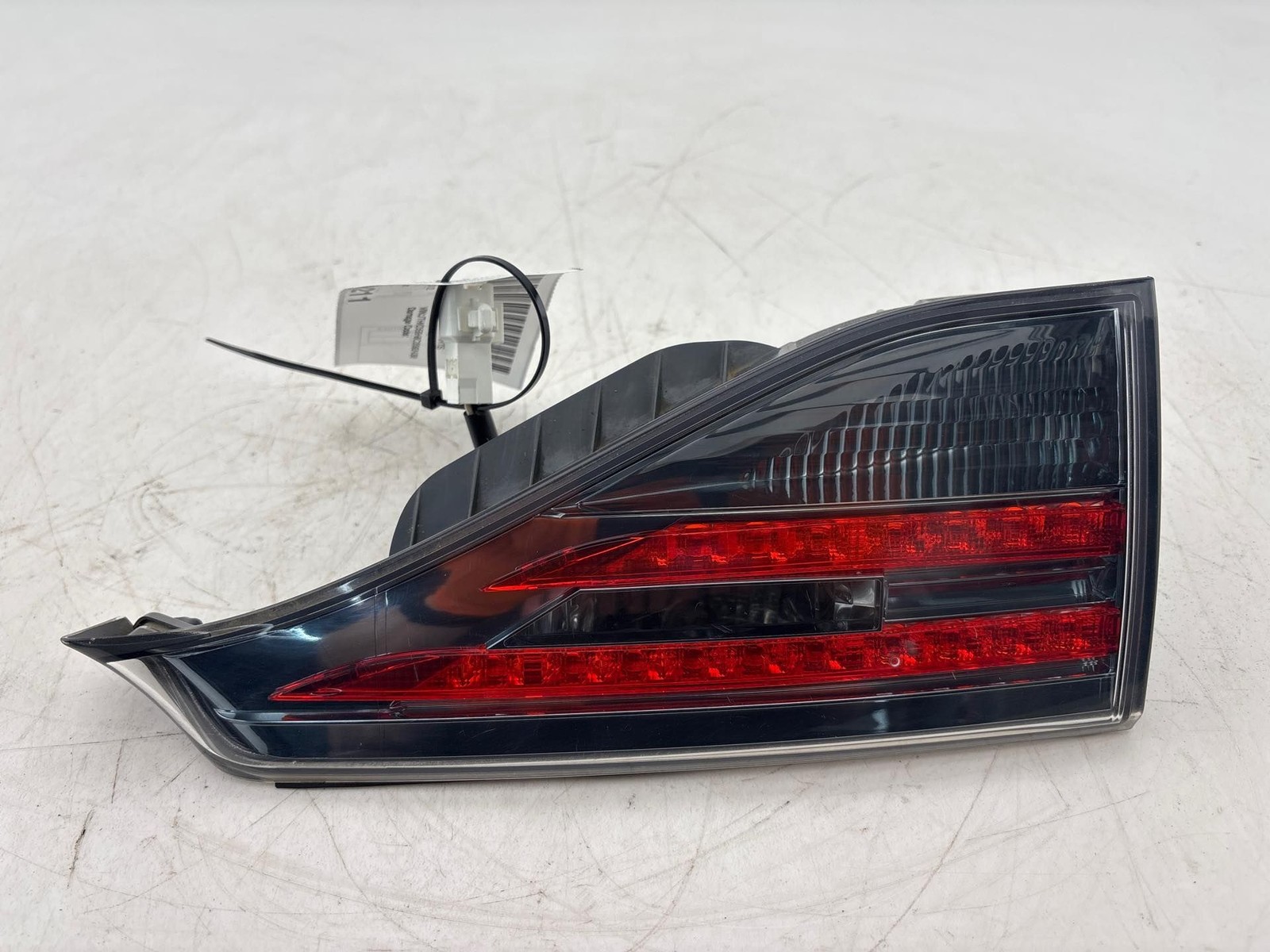 2011 - 2017 Lexus CT200H Rear Right Side Inner Taillight Light Lamp OEM