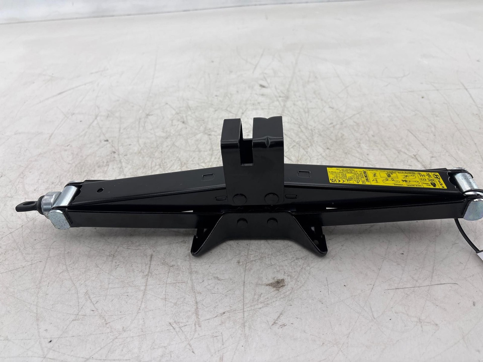 23-25 Kia Sportage LX 16.L Floor Jack Oem