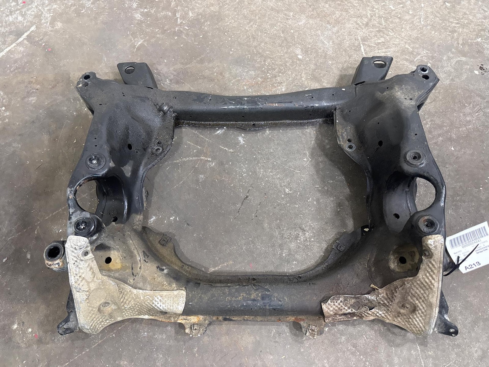 2010-2016 Mercedes W212 E350 AWD Front Subframe Crossmember OEM