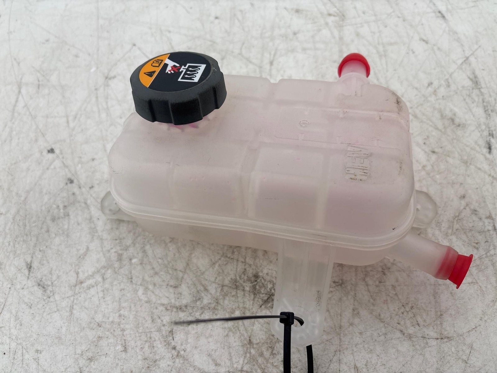 2023-2024 Kia Sportage Hybrid1.6L Coolant Bottle Reservoir Tank OEM