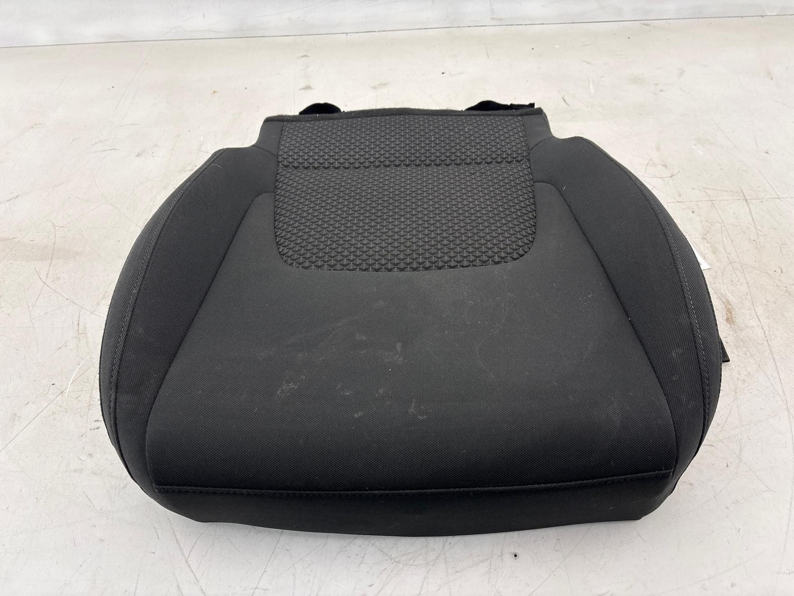 2023-2025 Kia Sportage Hybrid1.6L Front Right Lower Seat Cushion OEM