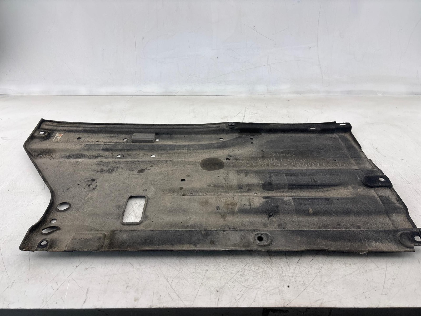 2024-2025 Hyundai Sonata Rear Right Floor Underbody Splash Shield Panel OEM