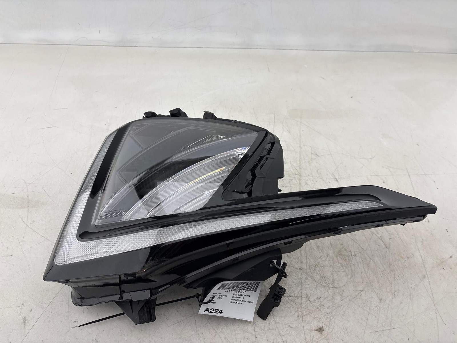 2023-2025 Kia Sportage Hybrid1.6L Front Right Headlight Assembly OEM