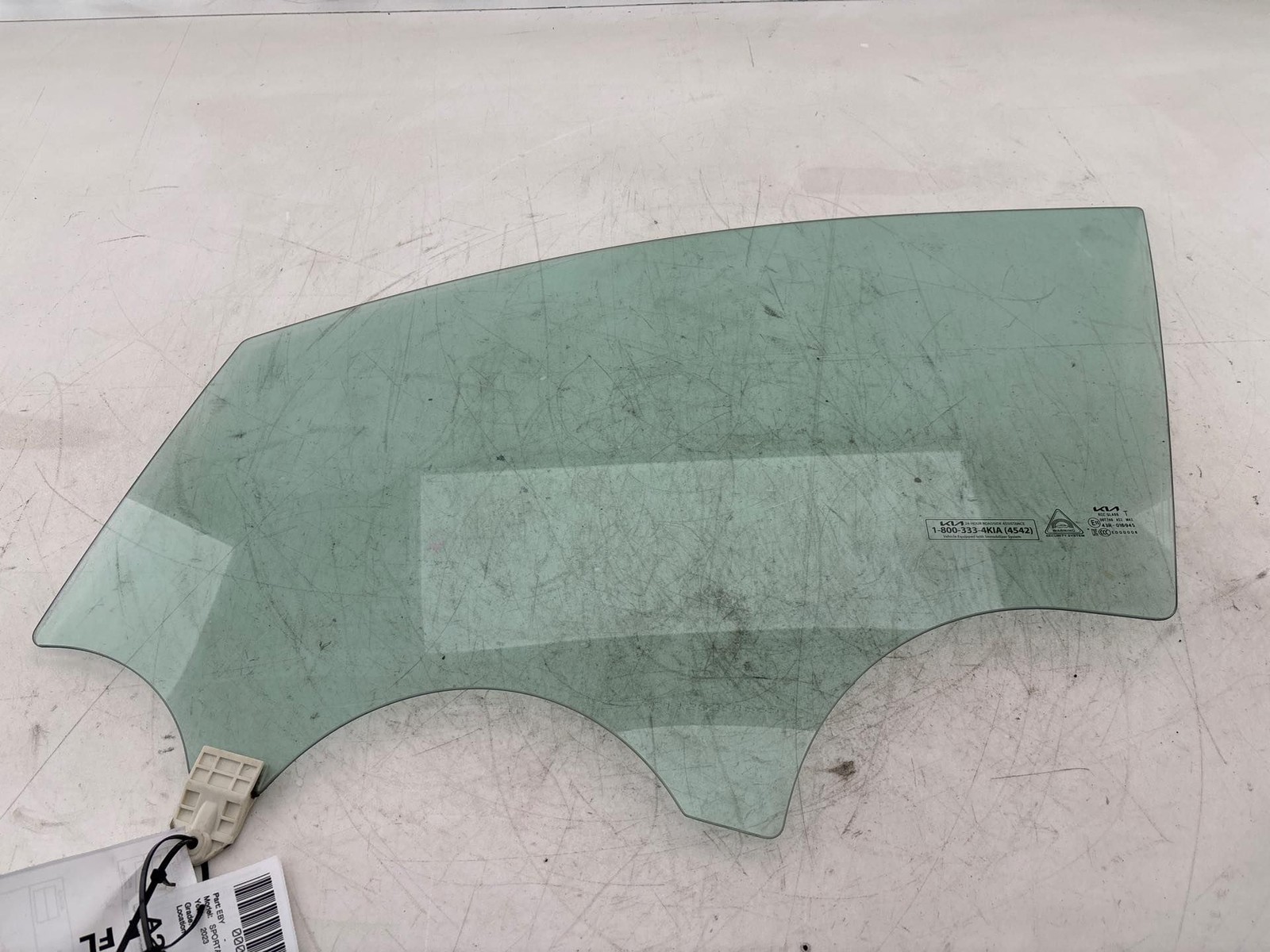 2023-2025 Kia Sportage Hybrid1.6L Front Left Door Window Glass OEM