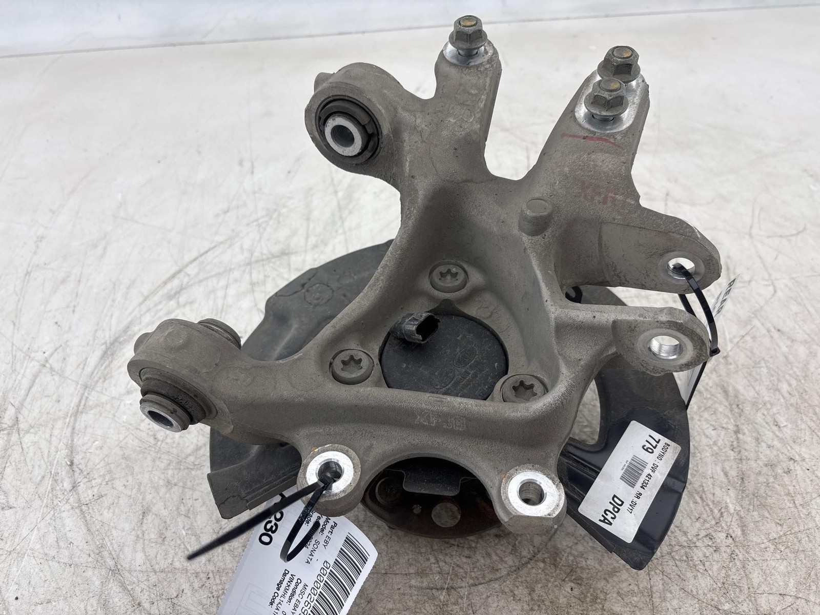 2024-2025 Hyundai Sonata FWD Rear Right Spindle Knuckle Hub OEM