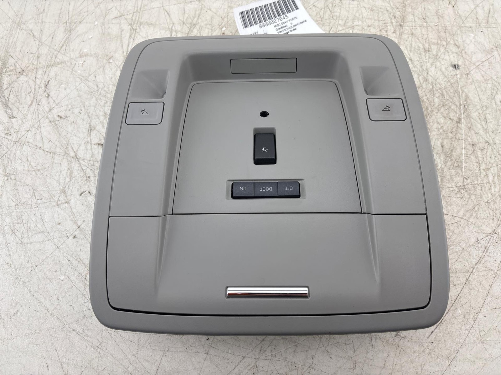 15-19 Chevy Silverado 3500 / 2500 /1500 Front Overhead Roof Console OEM