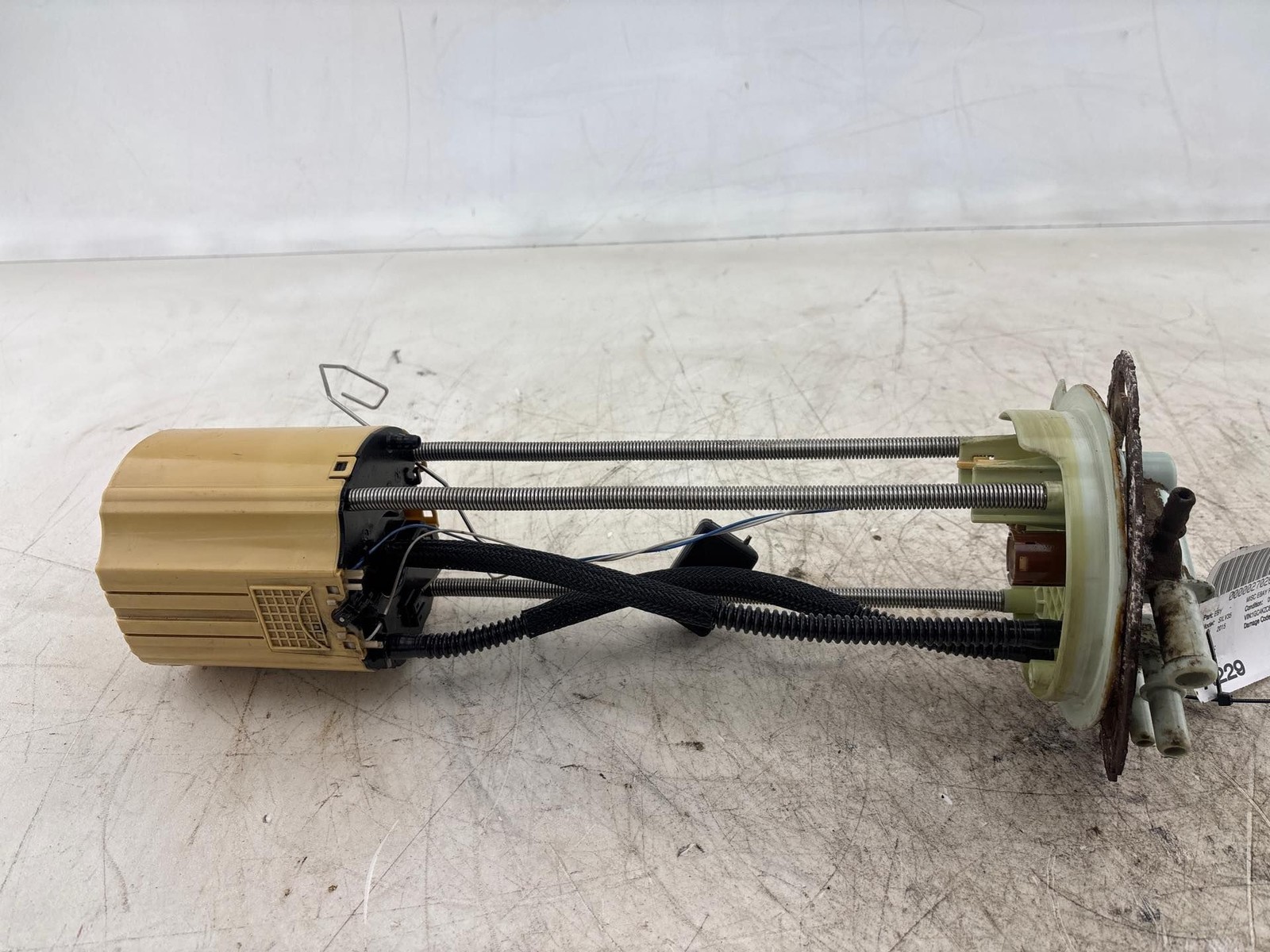 11-16 Chevrolet 3500/2500 Silverado Fuel Tank Pump Sending Unit Assembly OEM