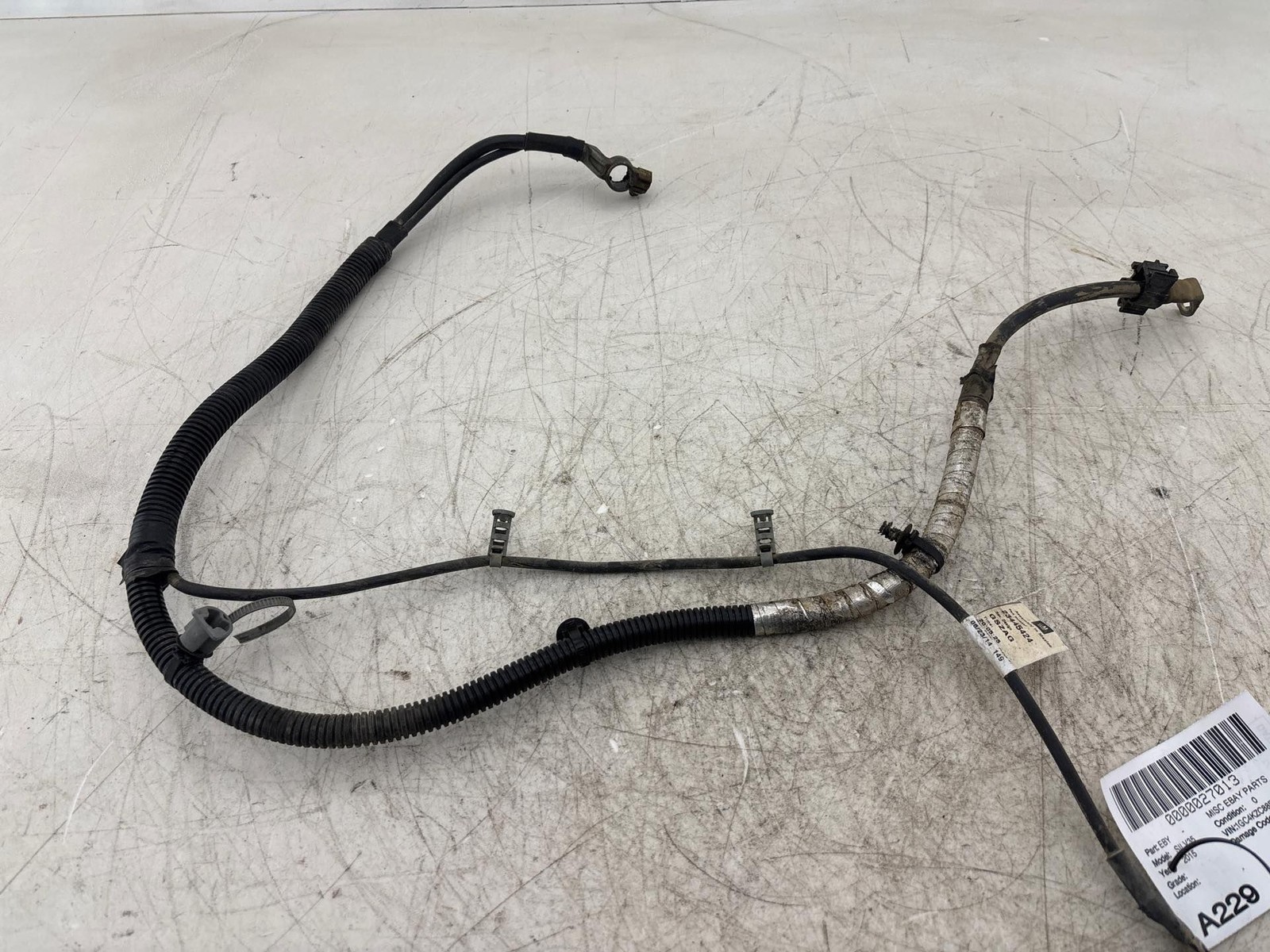 2015 - 2016 Chevrolet 3500 Silverado Negative Battery Cable OEM 23445424