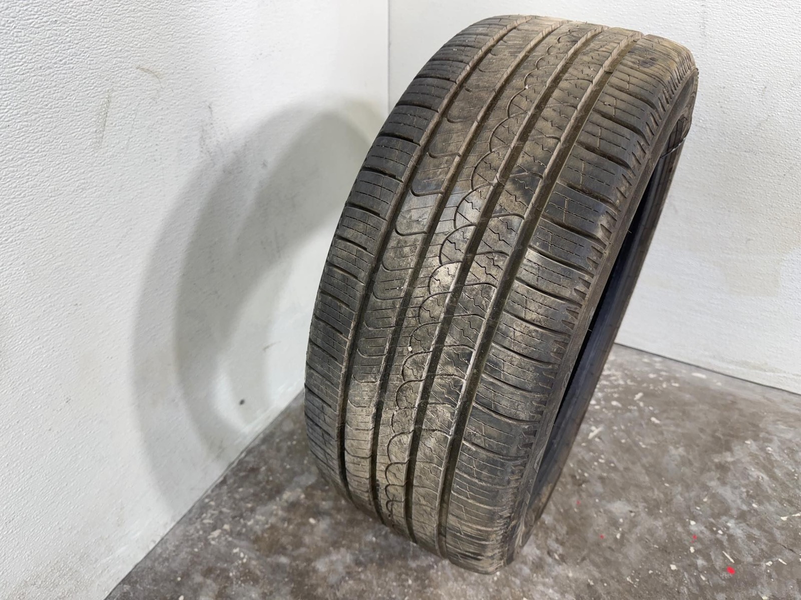 Pirelli P7 AS Plus 3 Used Tire 225/45 R17 94H M+S 8/32